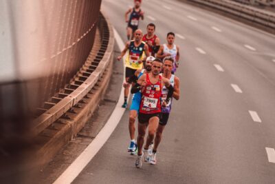 Marathon d&rsquo;Amsterdam 2026 : Buze Diriba bat le record sous la pluie, Lemi Berhanu s&rsquo;impose en 2h03&rsquo;33