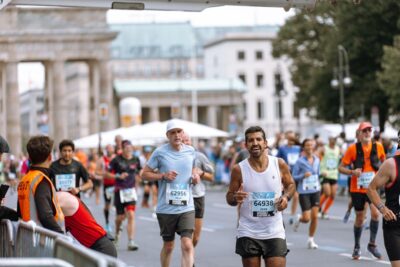 Marathon de Francfort 2026 : Amanal Petros vise le record devant le plateau le plus rapide de l&rsquo;histoire